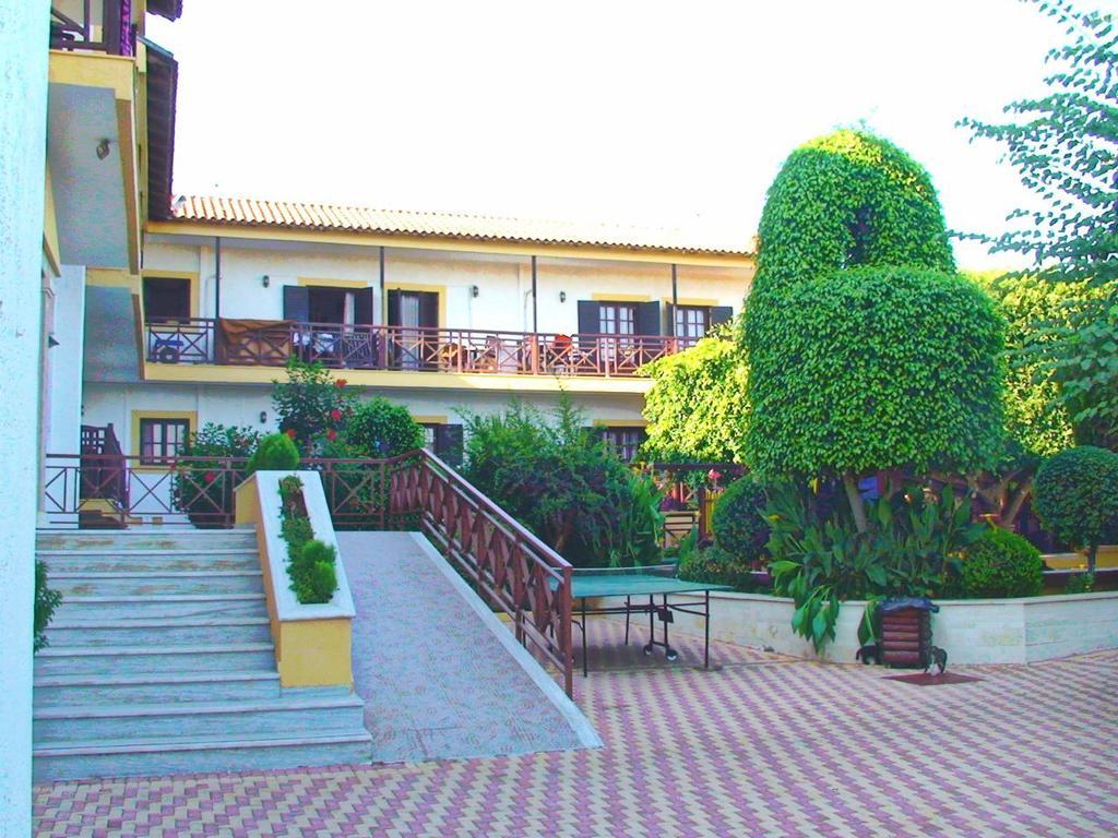 Despo Hotel Kato Gouves Esterno foto